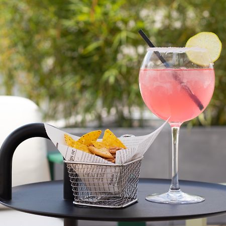 奥利朗吉斯钟楼酒店 沙威利拉维 外观 照片